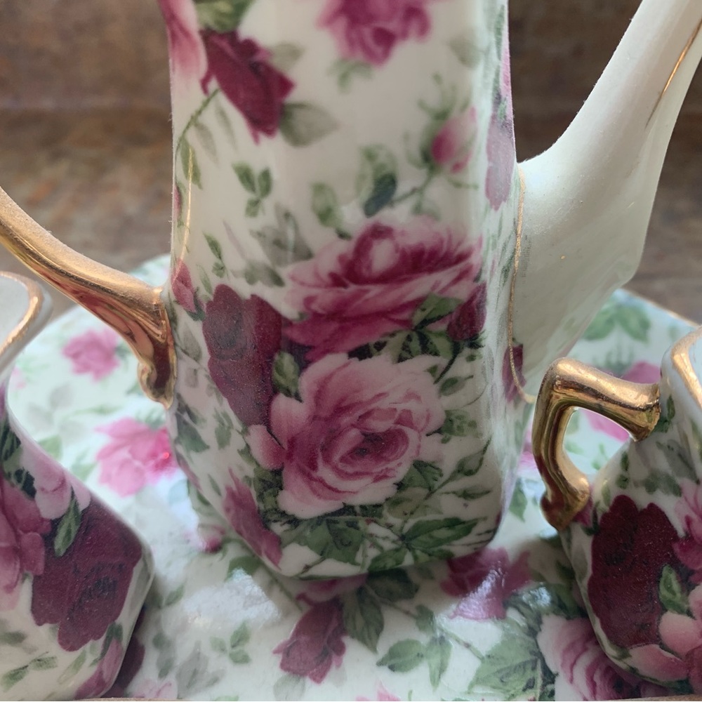 2 mini tea sets - Picture 2 of 5